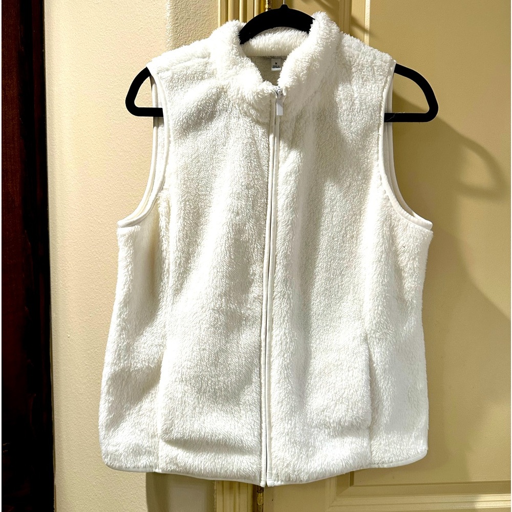White Croft & Barrow fleece Vest